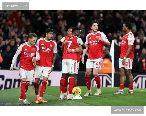 阿森纳对阵埃弗顿半场：传中成功率高达35%，战术执行高效